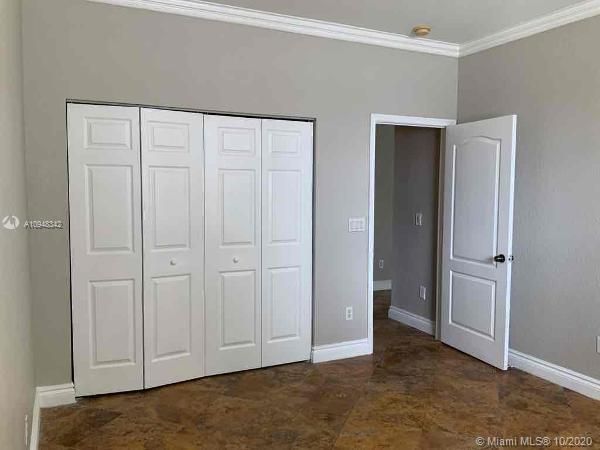 Recently Rented: $3,485 (5 beds, 3 baths, 3706 Square Feet)
