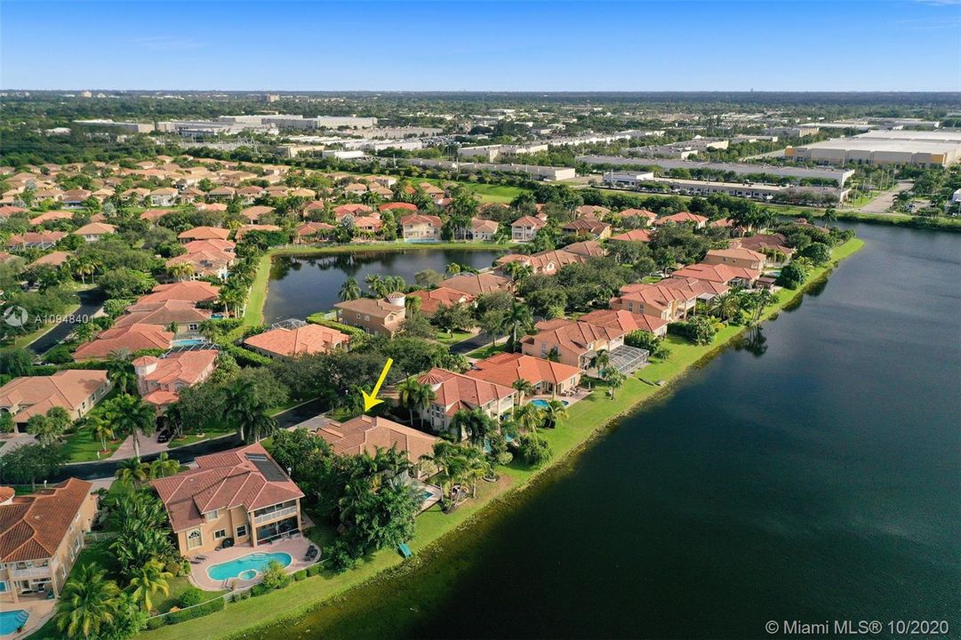 Recently Sold: $599,800 (4 beds, 3 baths, 2512 Square Feet)
