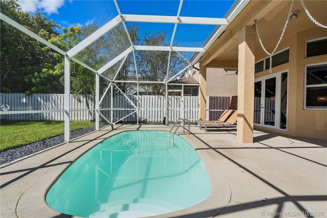 Recently Rented: $4,200 (5 beds, 3 baths, 2907 Square Feet)