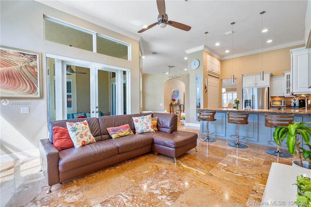 Recently Rented: $4,200 (5 beds, 3 baths, 2907 Square Feet)