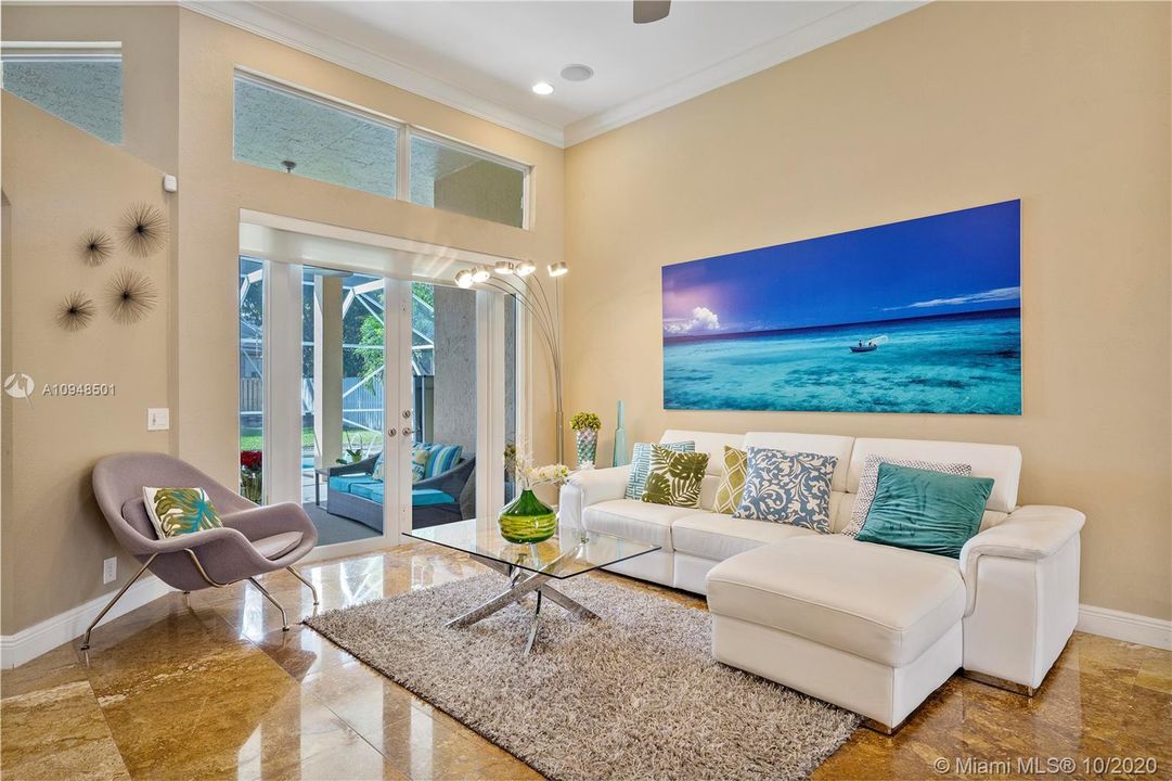 Recently Rented: $4,200 (5 beds, 3 baths, 2907 Square Feet)