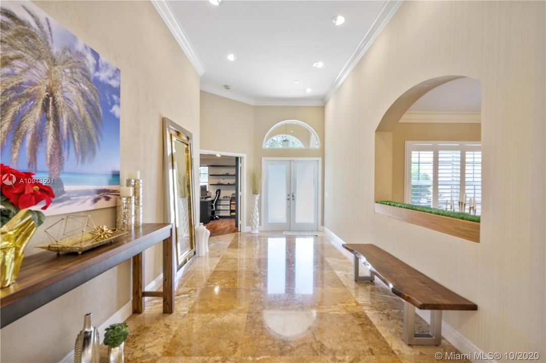 Recently Rented: $4,200 (5 beds, 3 baths, 2907 Square Feet)