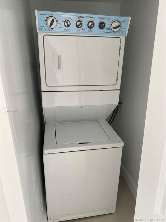 Recientemente alquilado: $2,300 (3 camas, 2 baños, 0 Pies cuadrados)