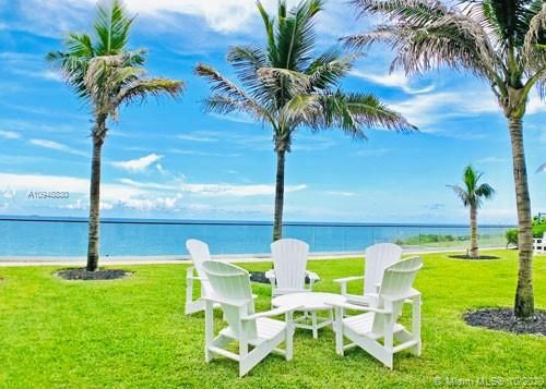 Recently Sold: $725,000 (2 beds, 2 baths, 1804 Square Feet)