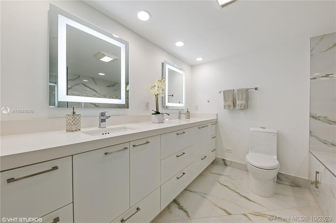Recently Sold: $725,000 (2 beds, 2 baths, 1804 Square Feet)