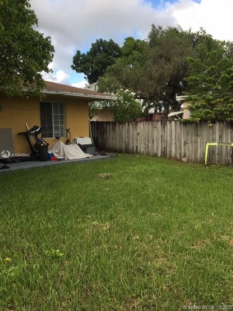 Recently Sold: $405,000 (0 beds, 0 baths, 2041 Square Feet)