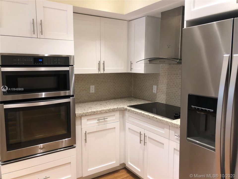 Recently Rented: $7,600 (5 beds, 3 baths, 2947 Square Feet)