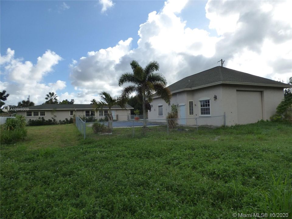 最近售出: $397,900 (3 贝兹, 3 浴室, 2608 平方英尺)