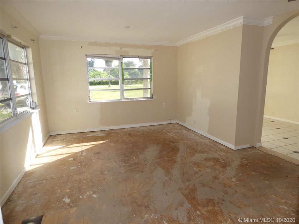 最近售出: $397,900 (3 贝兹, 3 浴室, 2608 平方英尺)