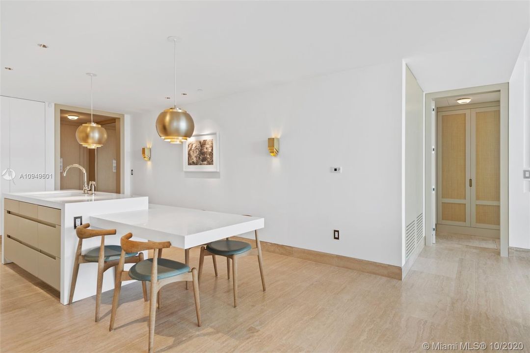 Недавно арендовано: $35,000 (2 спален, 2 ванн, 1583 Квадратных фут)
