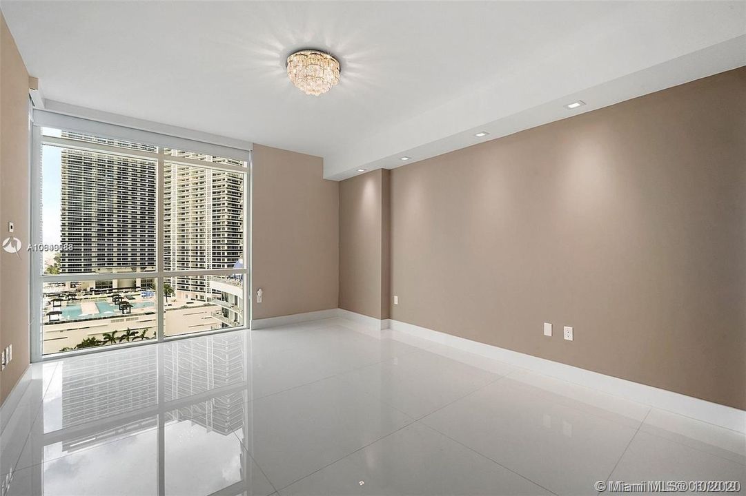 Recently Sold: $1,697,000 (4 beds, 4 baths, 3163 Square Feet)