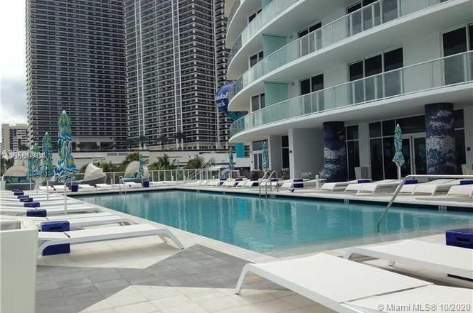 Recently Sold: $1,697,000 (4 beds, 4 baths, 3163 Square Feet)