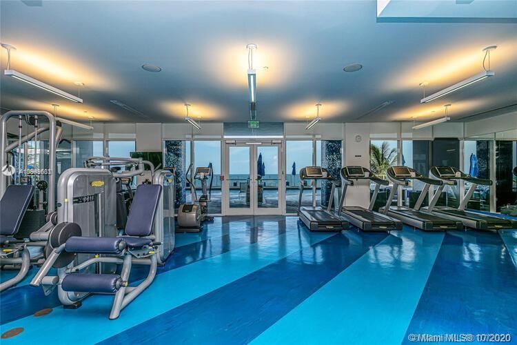 Recently Sold: $1,697,000 (4 beds, 4 baths, 3163 Square Feet)