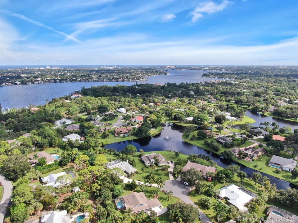 Recently Sold: $1,070,000 (4 beds, 3 baths, 3039 Square Feet)