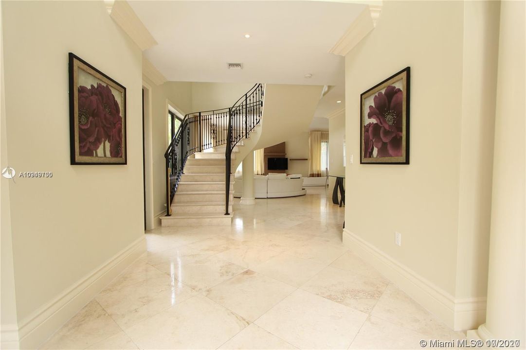 Recently Rented: $16,000 (6 beds, 7 baths, 4254 Square Feet)