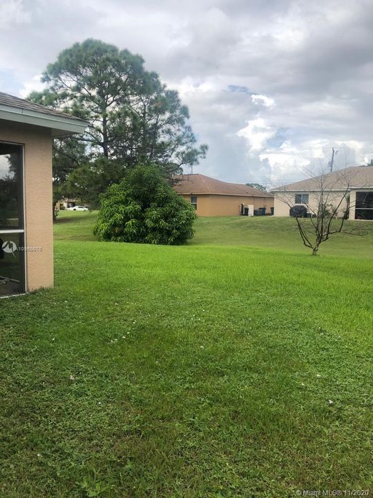 Vendido Recientemente: $210,000 (3 camas, 2 baños, 1417 Pies cuadrados)
