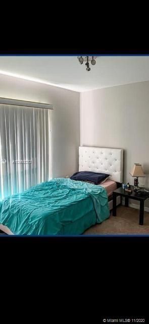 Vendido Recientemente: $210,000 (3 camas, 2 baños, 1417 Pies cuadrados)