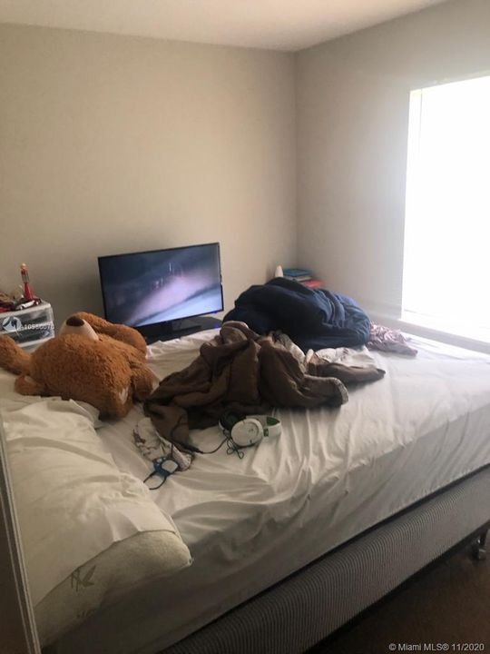 Vendido Recientemente: $210,000 (3 camas, 2 baños, 1417 Pies cuadrados)