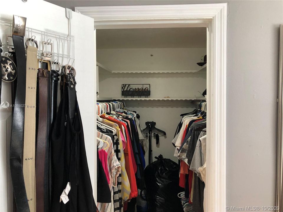 Recientemente alquilado: $2,200 (3 camas, 2 baños, 1450 Pies cuadrados)