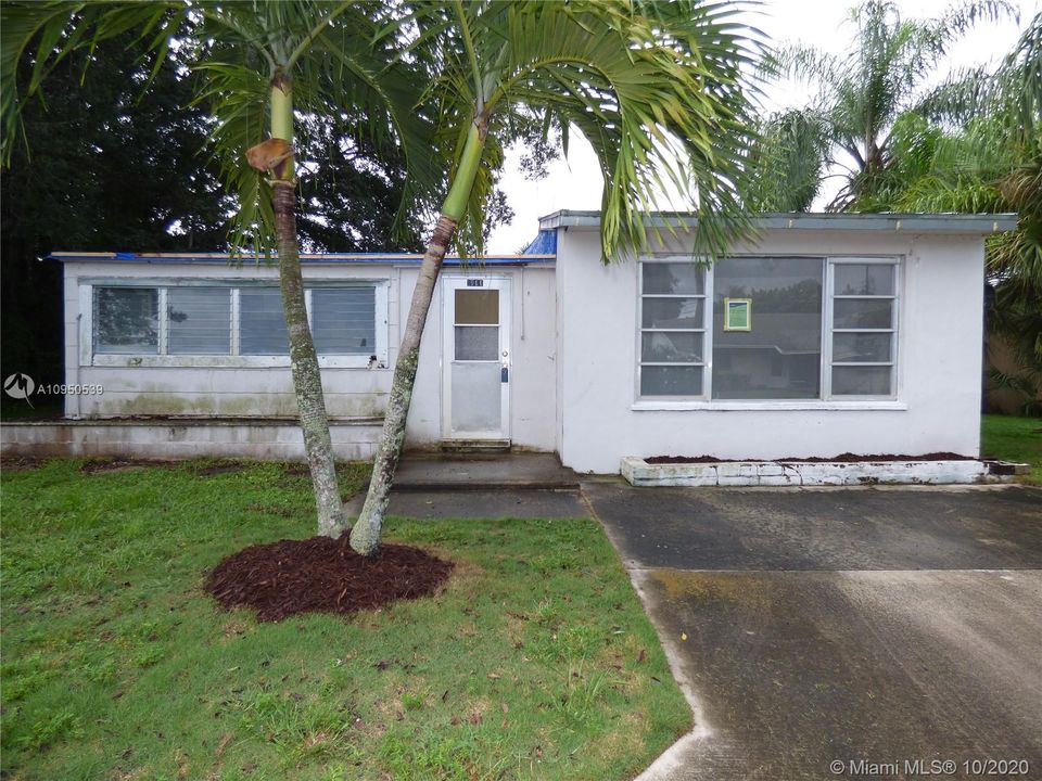 Recently Sold: $107,000 (2 beds, 2 baths, 678 Square Feet)