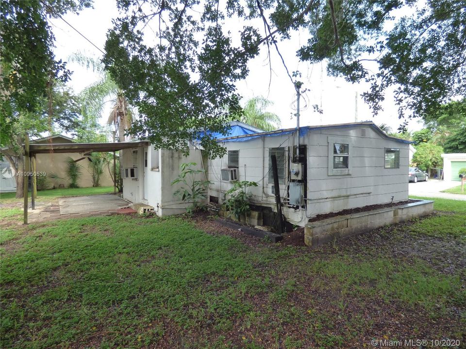 Recently Sold: $107,000 (2 beds, 2 baths, 678 Square Feet)