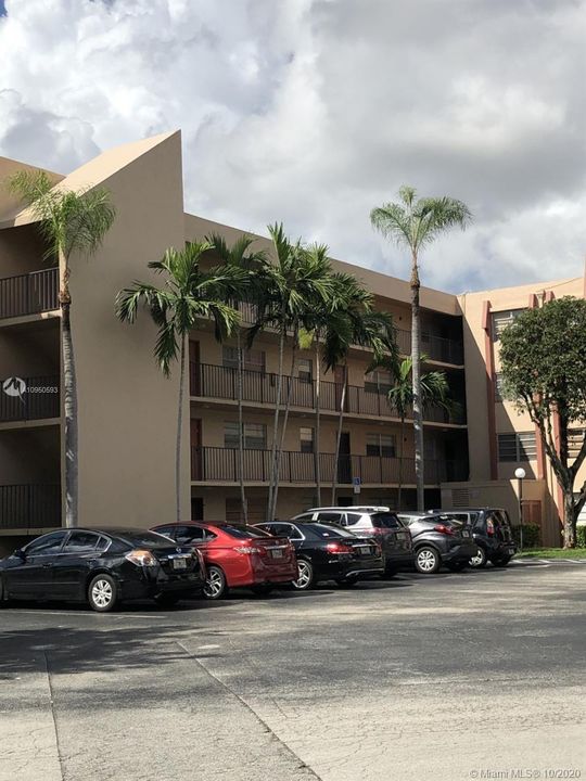 BLDG EXTERIOR