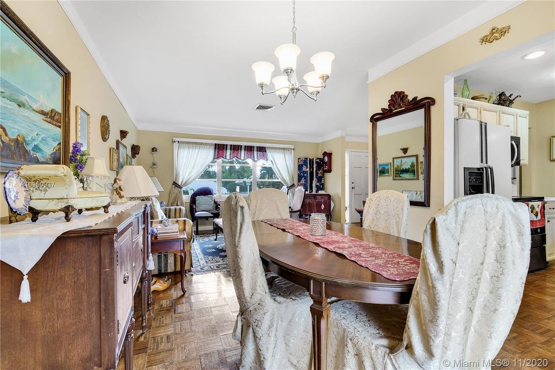 Недавно продано: $435,000 (4 спален, 2 ванн, 0 Квадратных фут)