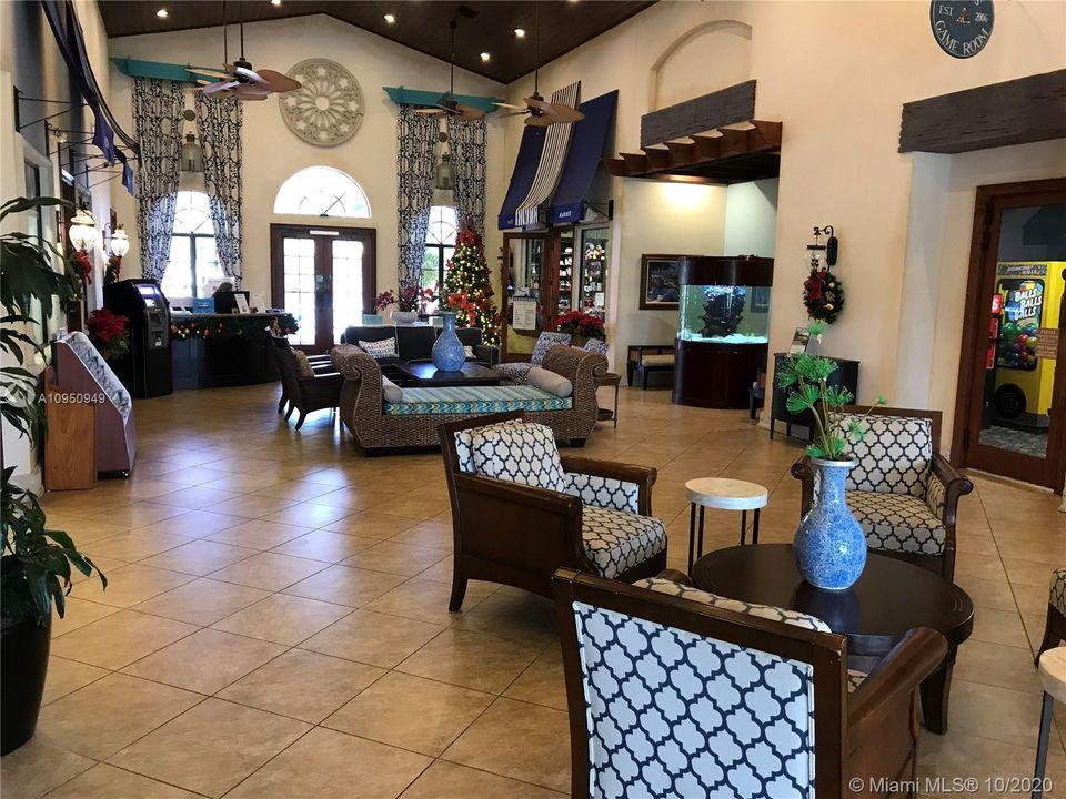 Vendido Recientemente: $239,995 (4 camas, 3 baños, 0 Pies cuadrados)