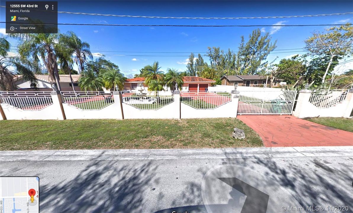 Vendido Recientemente: $923,450 (5 camas, 4 baños, 5093 Pies cuadrados)
