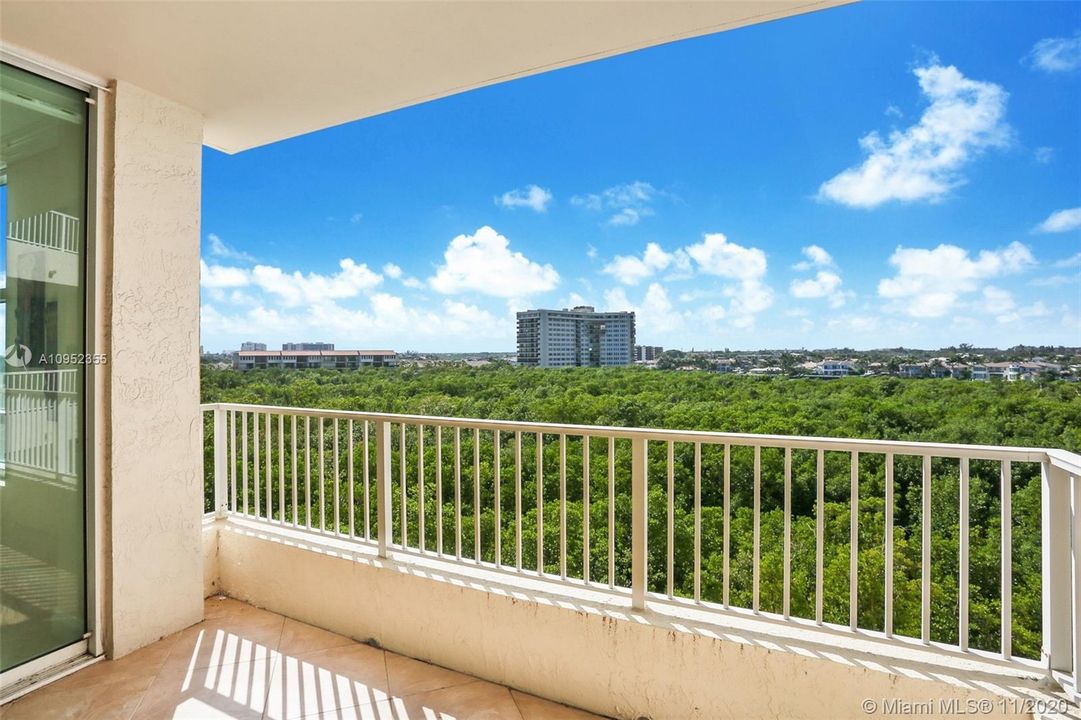 Recently Sold: $999,911 (2 beds, 2 baths, 2601 Square Feet)