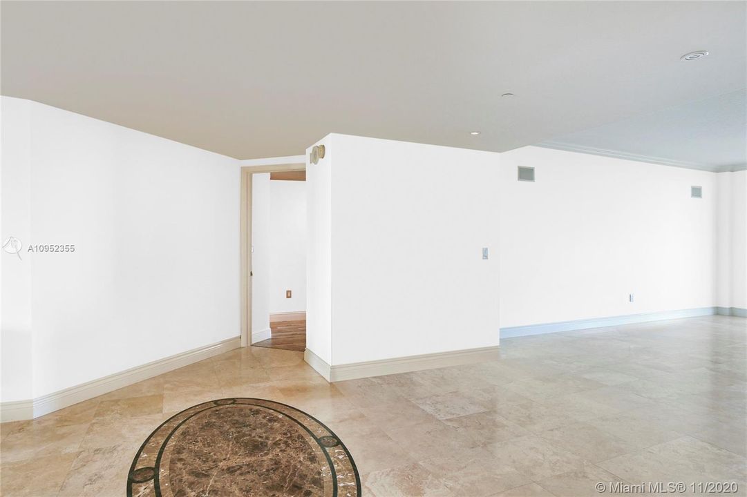 Recently Sold: $999,911 (2 beds, 2 baths, 2601 Square Feet)