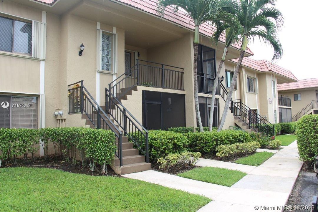 Recently Rented: $1,690 (2 beds, 2 baths, 1256 Square Feet)