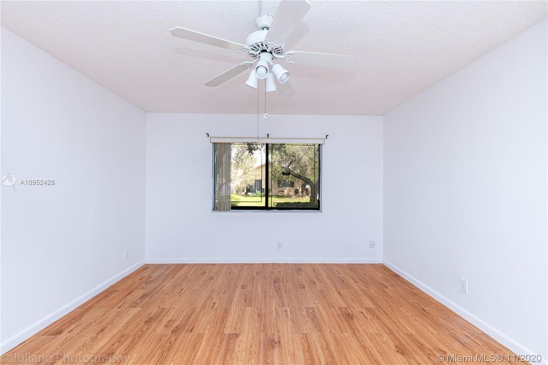 Recently Rented: $1,690 (2 beds, 2 baths, 1256 Square Feet)