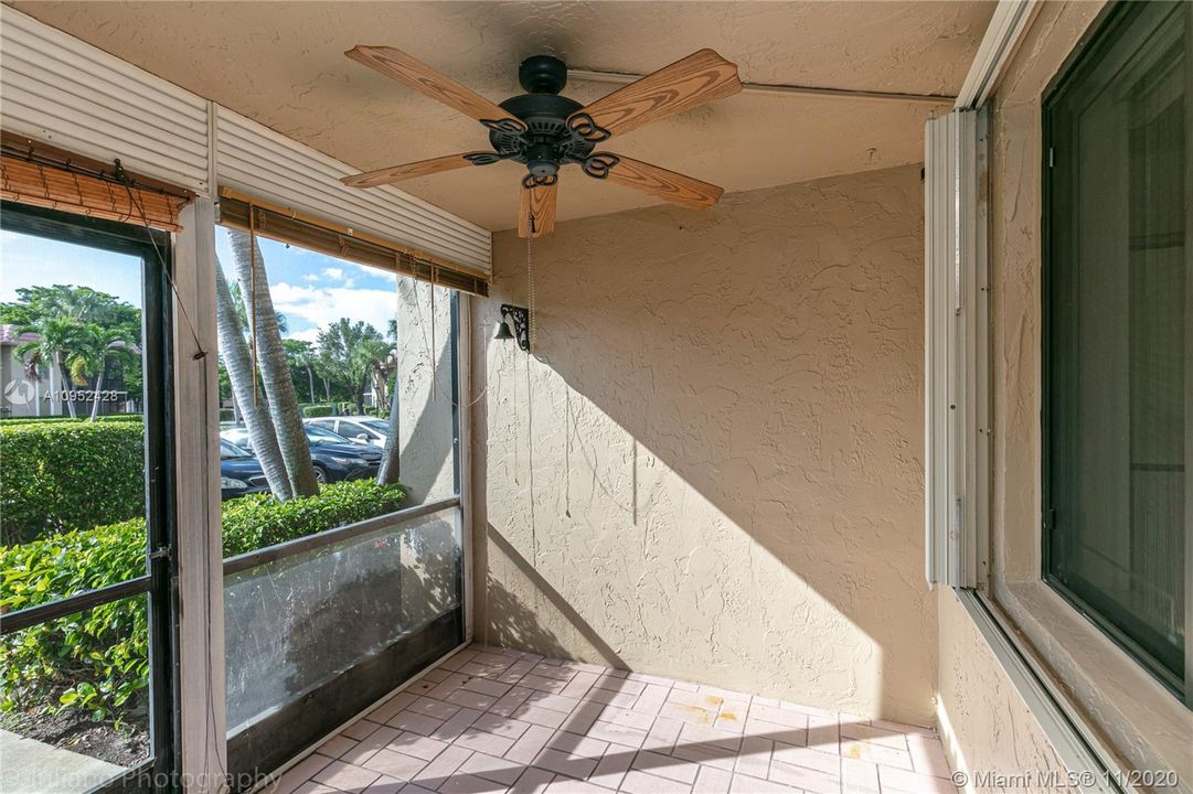 Recently Rented: $1,690 (2 beds, 2 baths, 1256 Square Feet)