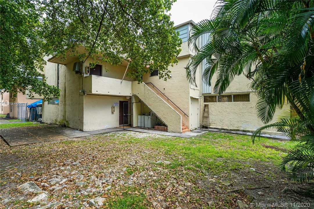 Vendido Recientemente: $140,000 (2 camas, 1 baños, 0 Pies cuadrados)