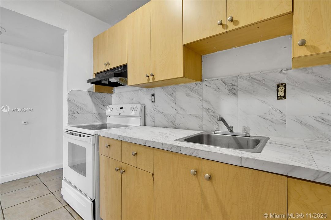 Vendido Recientemente: $140,000 (2 camas, 1 baños, 0 Pies cuadrados)