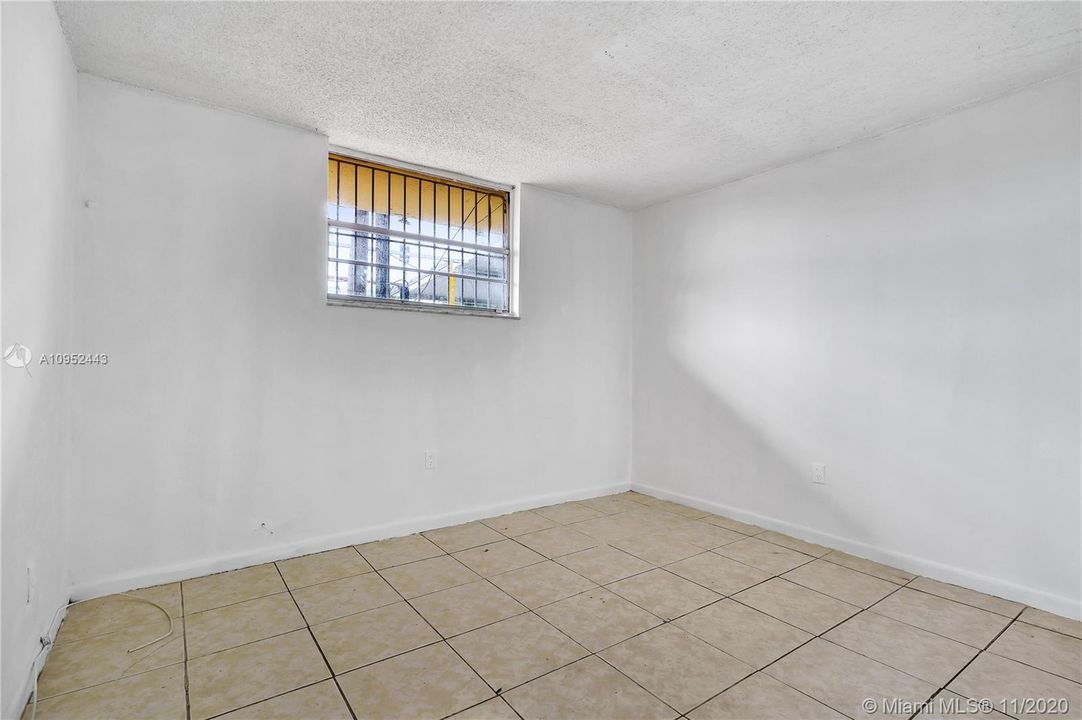 Vendido Recientemente: $140,000 (2 camas, 1 baños, 0 Pies cuadrados)