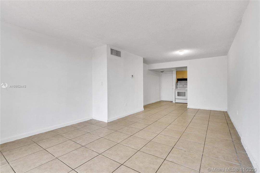 Vendido Recientemente: $140,000 (2 camas, 1 baños, 0 Pies cuadrados)