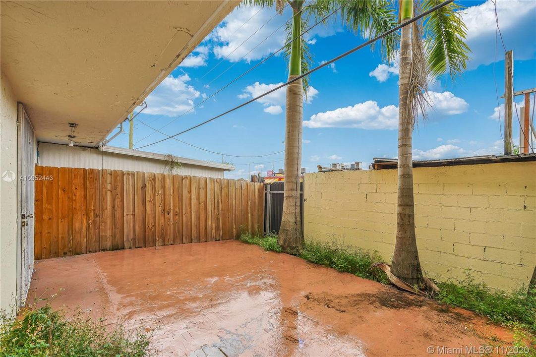 Vendido Recientemente: $140,000 (2 camas, 1 baños, 0 Pies cuadrados)