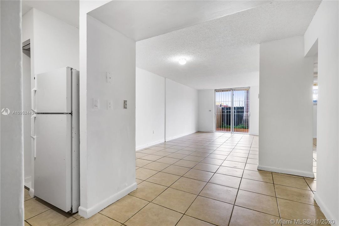 Vendido Recientemente: $140,000 (2 camas, 1 baños, 0 Pies cuadrados)