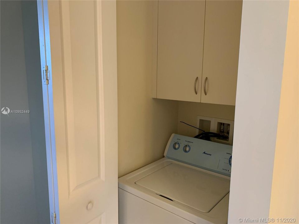 Недавно продано: $260,000 (2 спален, 2 ванн, 1159 Квадратных фут)