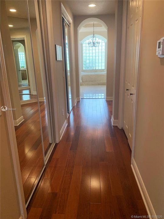 Recently Rented: $8,900 (7 beds, 7 baths, 5785 Square Feet)