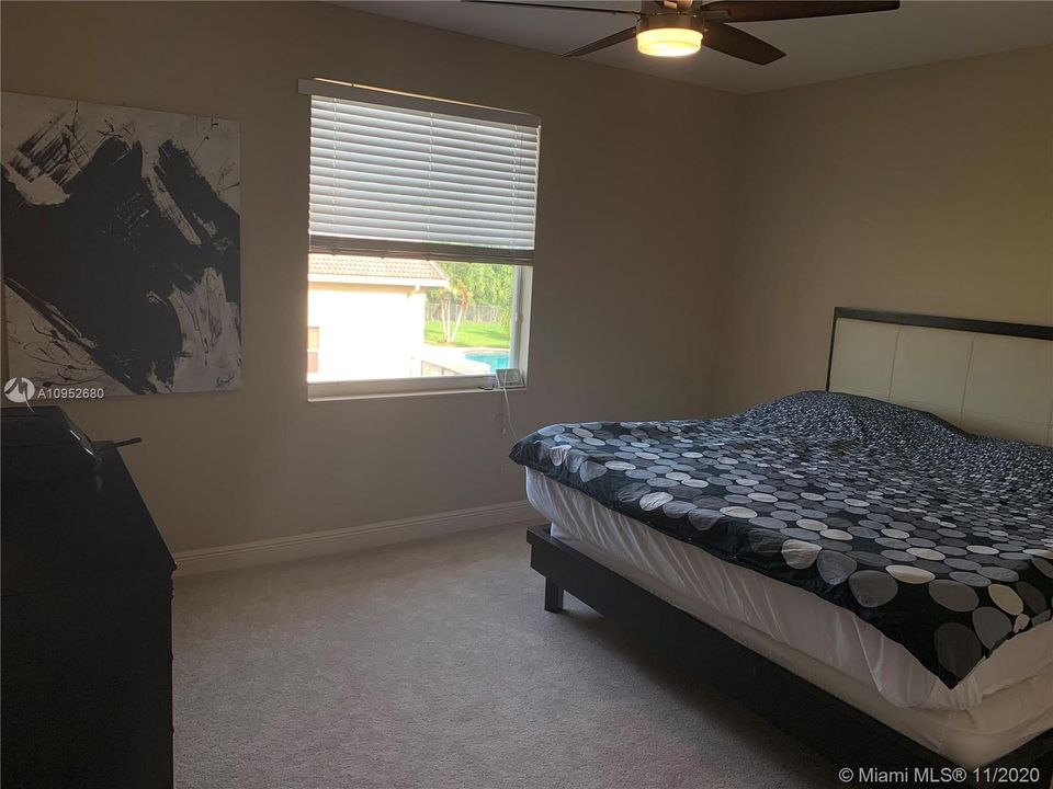 Recently Rented: $8,900 (7 beds, 7 baths, 5785 Square Feet)