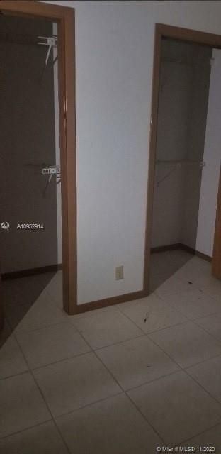 Недавно продано: $316,800 (2 спален, 2 ванн, 1152 Квадратных фут)