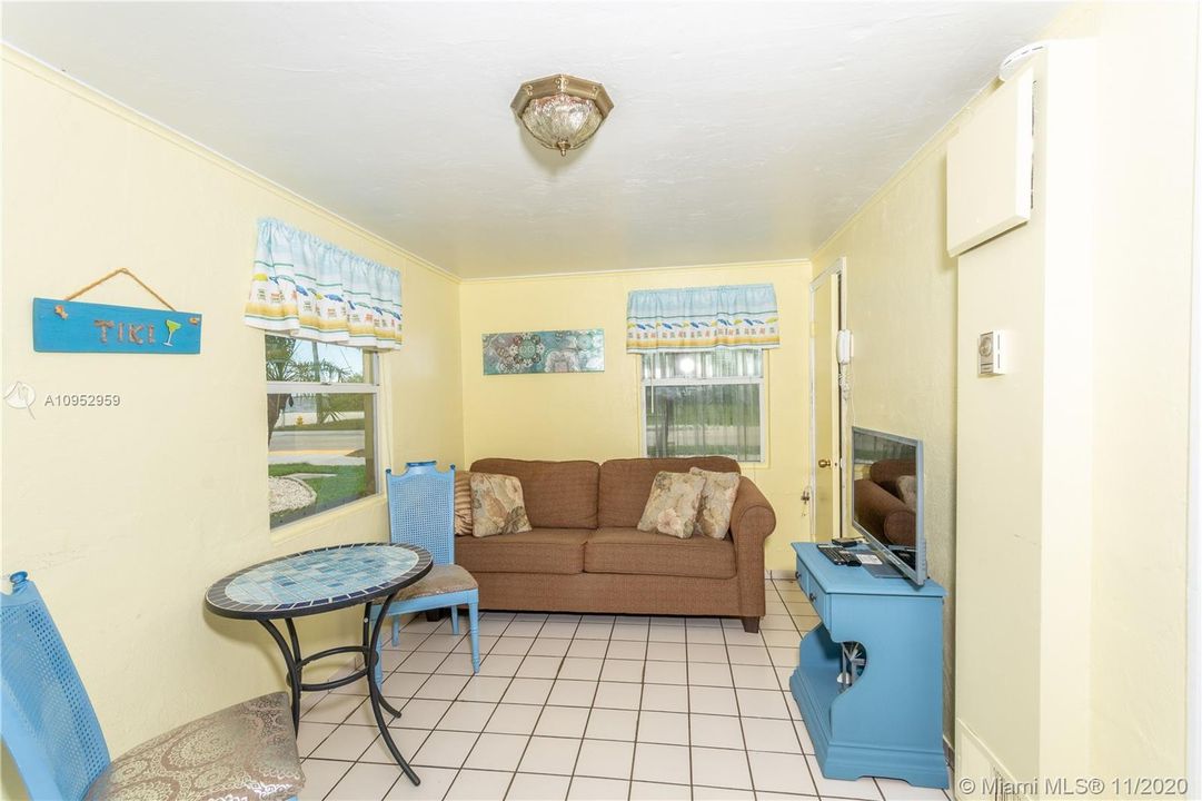 Recently Sold: $1,080,000 (0 beds, 0 baths, 0 Square Feet)
