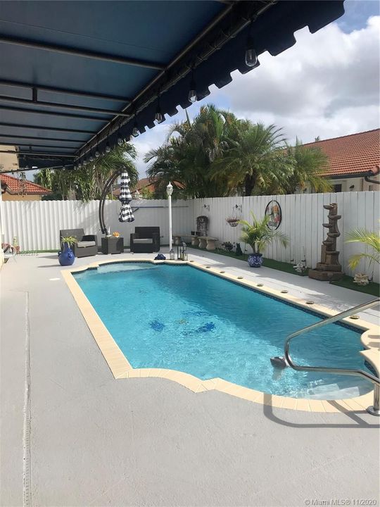 Recently Rented: $3,500 (4 beds, 2 baths, 2475 Square Feet)