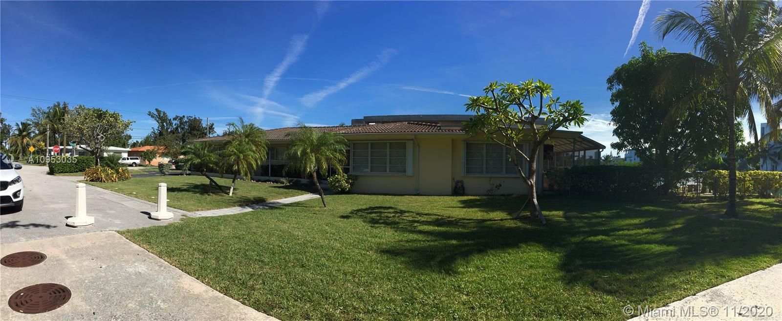 Recently Sold: $1,249,000 (3 beds, 2 baths, 2551 Square Feet)