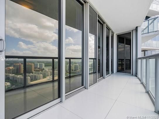 Recientemente alquilado: $15,900 (4 camas, 4 baños, 2485 Pies cuadrados)