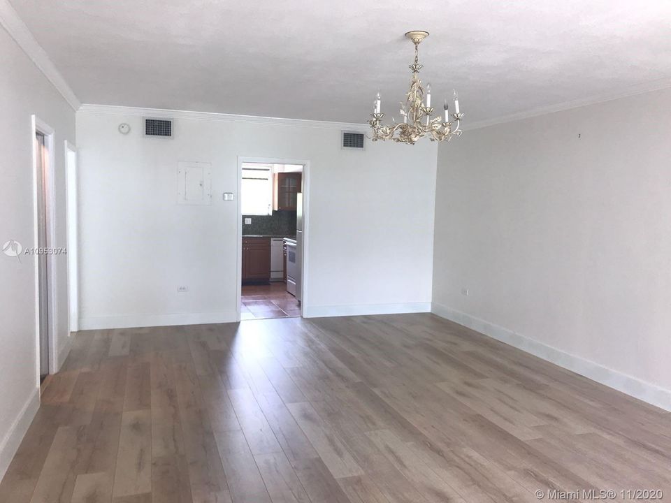 Недавно арендовано: $1,550 (1 спален, 1 ванн, 745 Квадратных фут)