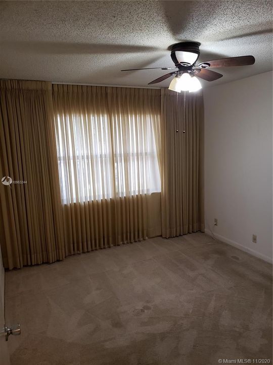 Recently Sold: $134,999 (2 beds, 2 baths, 1070 Square Feet)